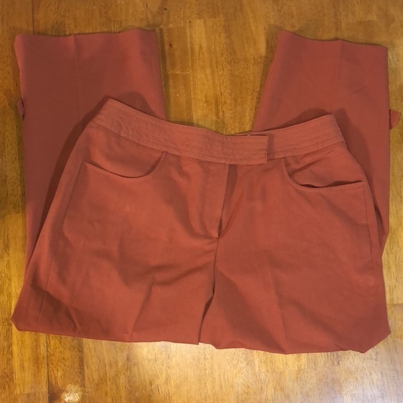 Like new stretchy pleated pants - Picture 3 of 6